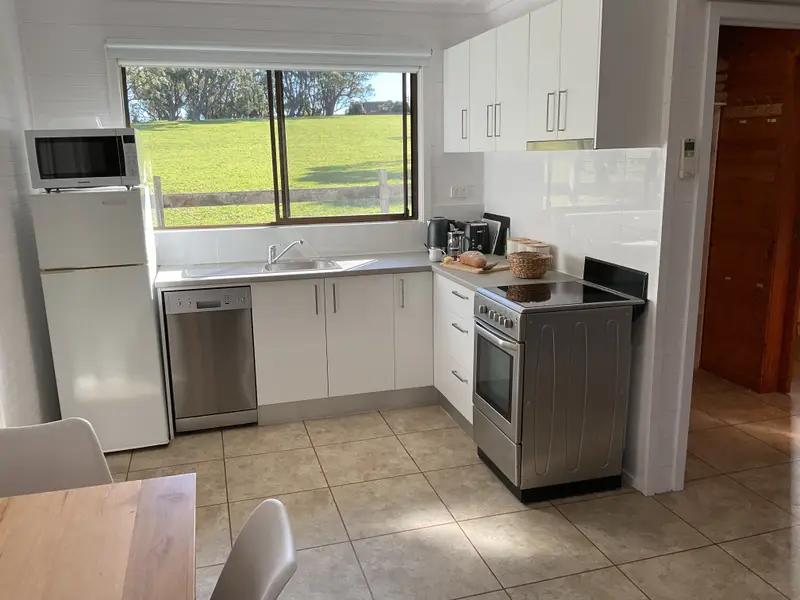 Deluxe 3 kitchen with window over the paddock